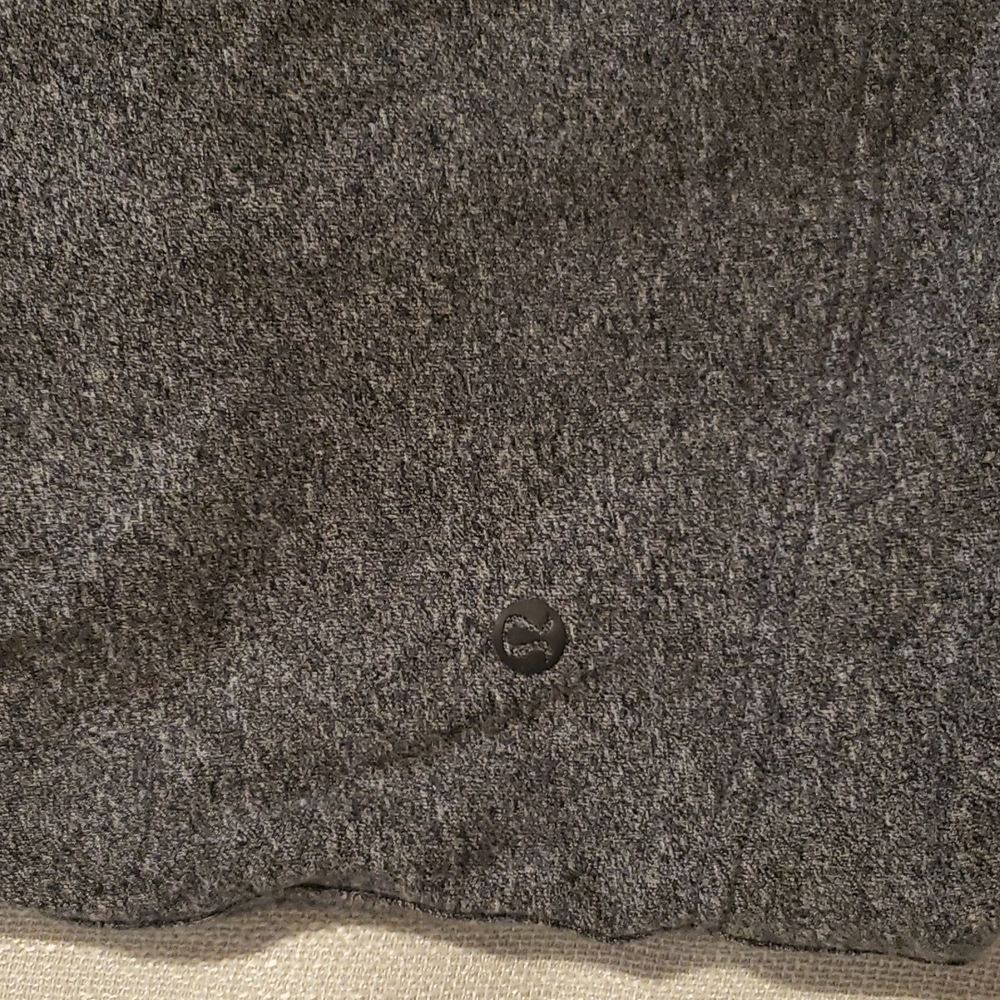 Lululemon women hoodie pullover - Picture 4 of 4